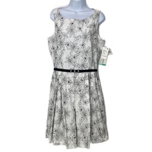 Embroidered Floral Dress 16 Belted Pleated Sleeveless Cutout Cocktail Cottage